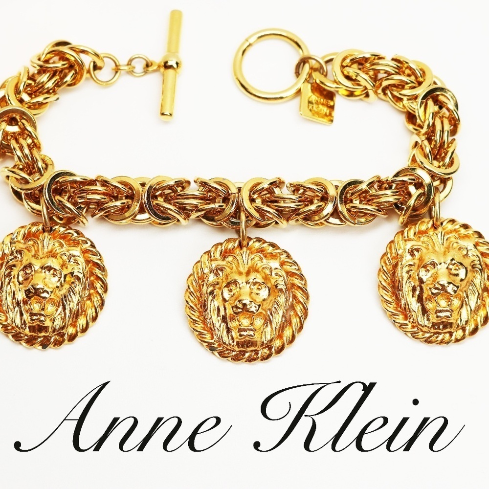 RARE! ANNE KLEIN LIONS HEAD GOLD PLATED BRACELET